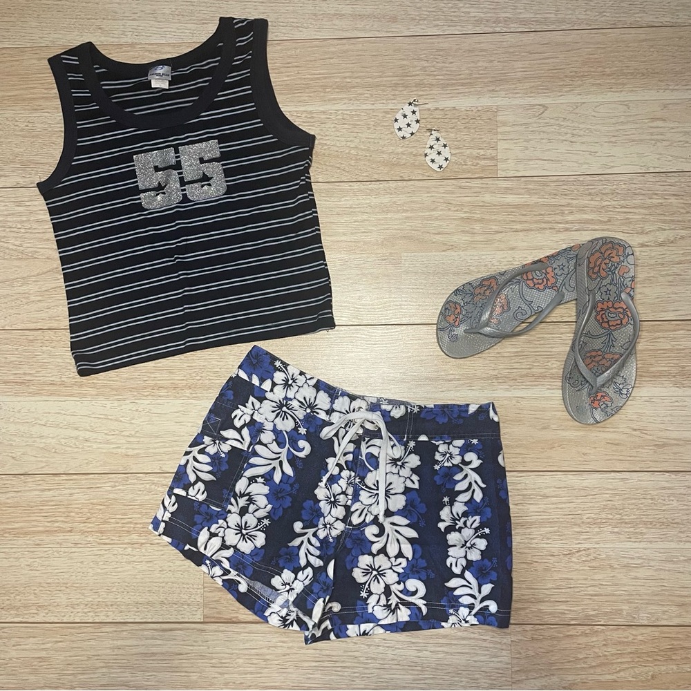 Vintage 90’s Blue Hawaiian Print Sideout Board Shorts